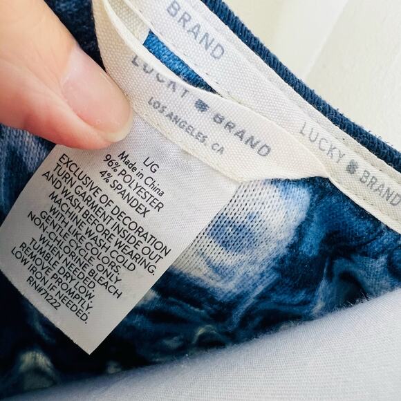 Lucky Brand Top Large Womens Tie Dye Blue Lounge Soft Knit Crew Neck Casual Tee - Picture 5 of 5